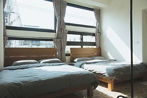 Yaboo Hotel