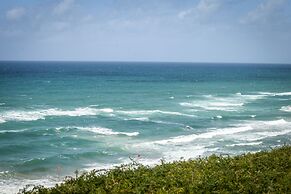 Seaside Escape with Private Patio by Sea N Rent