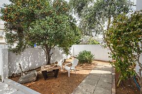 Relax in a Rural Retreat 2BR Apt wGarden