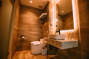 The Maximilian Hotel