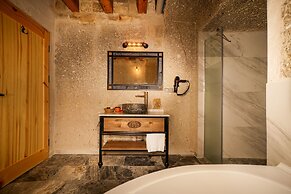 Caverna Hotel Premium Caves