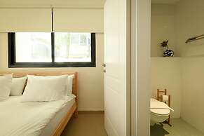 Beachside 3-BR Apt Perfect for Families