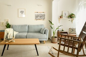 Beachside 3-BR Apt Perfect for Families