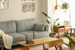 Beachside 3-BR Apt Perfect for Families