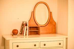 Beachside 3-BR Apt Perfect for Families