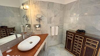 Sillage Palace Sky & Spa