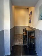 Bookarest Hostel Malta