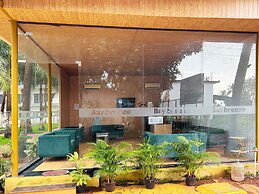 Bay Breeze Hotels & Resorts