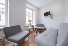 Lollo Self Check-in Residence - Lollo Luxury