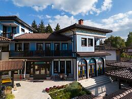 Armaco Residence