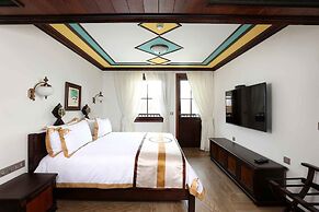 Armaco Residence