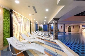 Armaco Residence