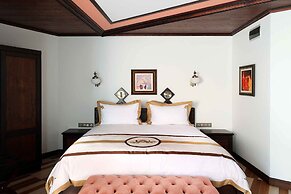 Armaco Residence