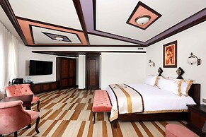 Armaco Residence