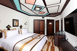 Armaco Residence