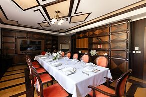 Armaco Residence