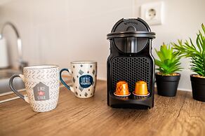 Pebble Garden Olive Branch-Magnolia