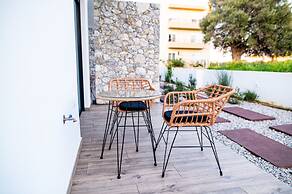 Pebble Garden Olive Branch-Magnolia