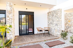 Pebble Garden Olive Branch-Magnolia