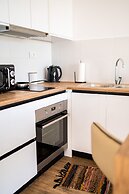 Pebble Garden Olive Branch-Magnolia