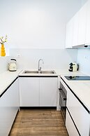 Pebble Garden Olive Branch-Magnolia