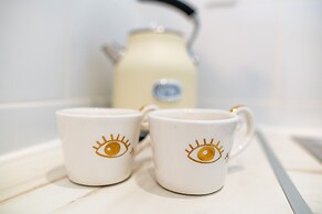 Pebble Garden Olive Branch-Magnolia