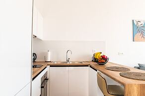 Pebble Garden Olive Branch-Magnolia