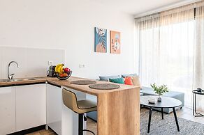 Pebble Garden Olive Branch-Magnolia