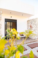 Pebble Garden Olive Branch-Magnolia