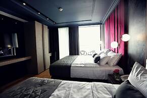 LUXURY PREMIUM FINESE