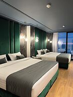 LUXURY PREMIUM FINESE