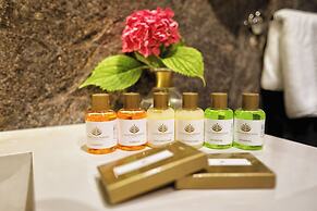 LUXURY PREMIUM FINESE