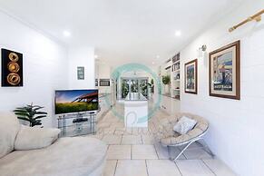 ZEN TREETOPS - 2BR Apartment with Pool