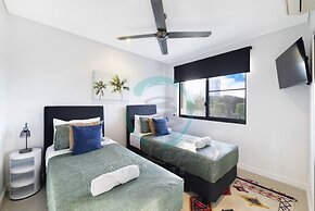 ZEN AT ARKABA - 3BR Luxury Apartment