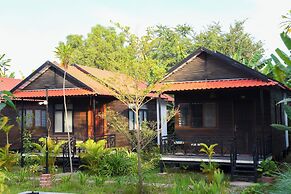 Densy Angkor Bungalow