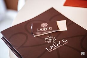 The Lady C - High Apartments