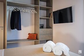 The Lady C - High Apartments