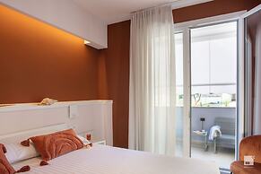 The Lady C - High Apartments