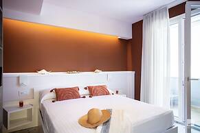 The Lady C - High Apartments