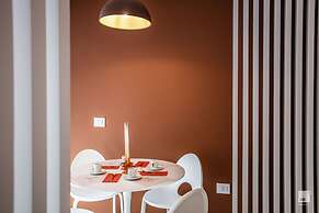 The Lady C - High Apartments