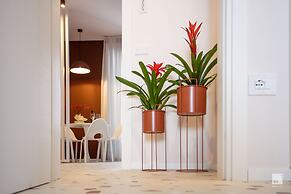 The Lady C - High Apartments