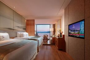 Bright QiandaoLake Resort