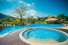 Bright QiandaoLake Resort