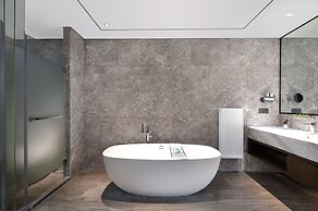 Bright QiandaoLake Resort