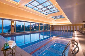 Bright QiandaoLake Resort