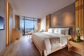 Bright QiandaoLake Resort