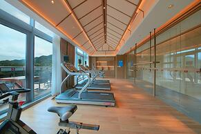 Bright QiandaoLake Resort