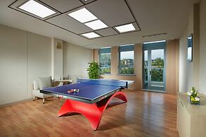 Bright QiandaoLake Resort