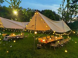 Bright QiandaoLake Resort