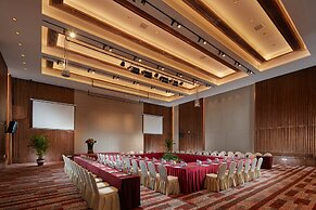 Bright QiandaoLake Resort